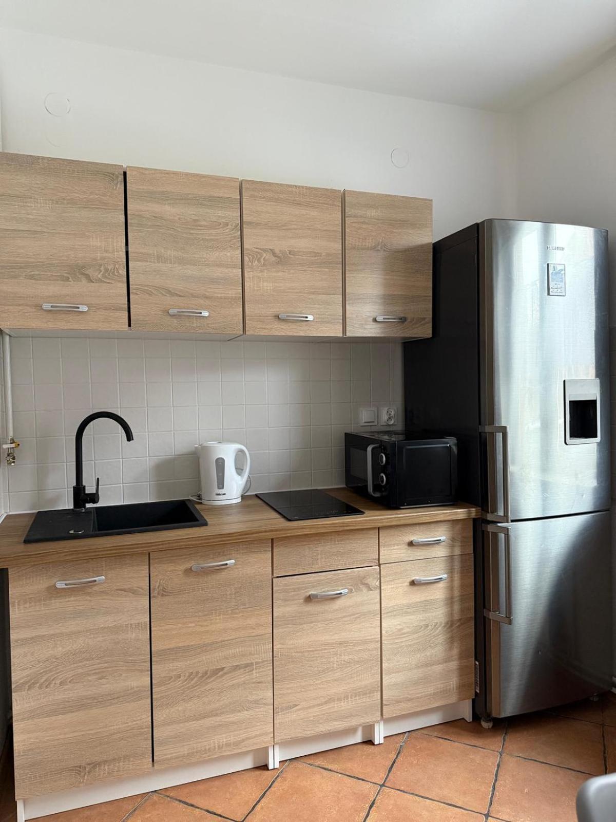 Family Apartment Przemysl Bagian luar foto